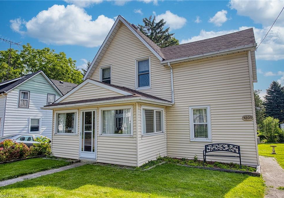4207-william-street-beamsville-ontario-40845182