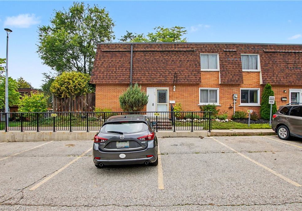 120-country-club-drive-guelph-ontario-40845217
