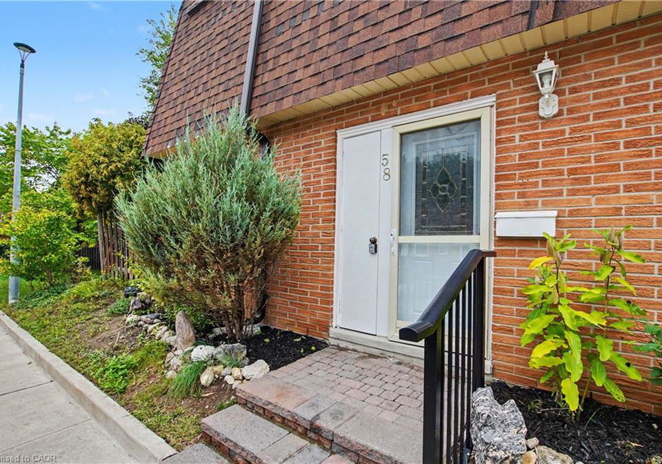 120-country-club-drive-guelph-ontario-40845217
