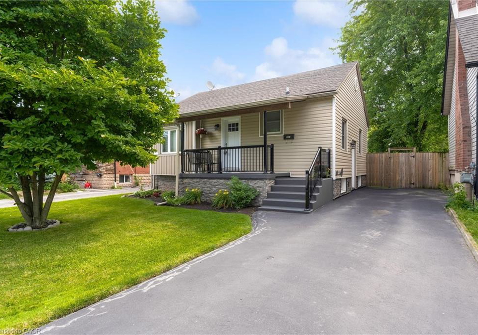 722-burgess-avenue-hamilton-ontario-40845229