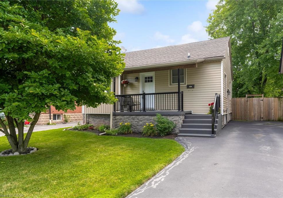 722-burgess-avenue-hamilton-ontario-40845229