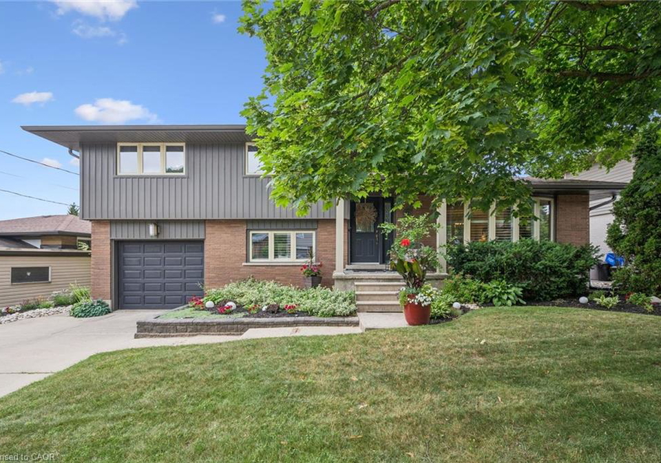85-tanglewood-avenue-kitchener-ontario-40845230