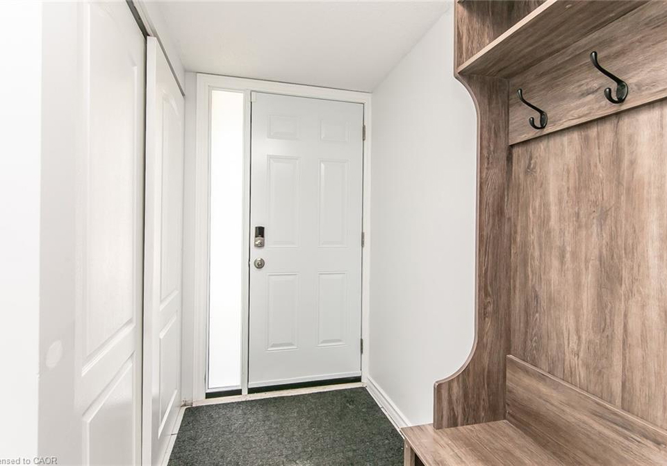 223-pioneer-drive-kitchener-ontario-40845231