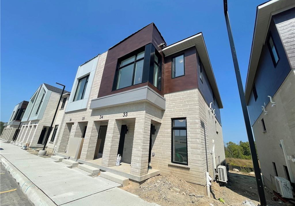 15-stauffer-woods-trail-kitchener-ontario-40845235