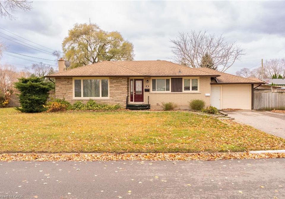 1-cherrylane-drive-st-catharines-ontario-40845244
