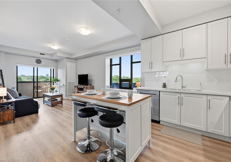 30-hamilton-street-s-waterdown-ontario-40845258