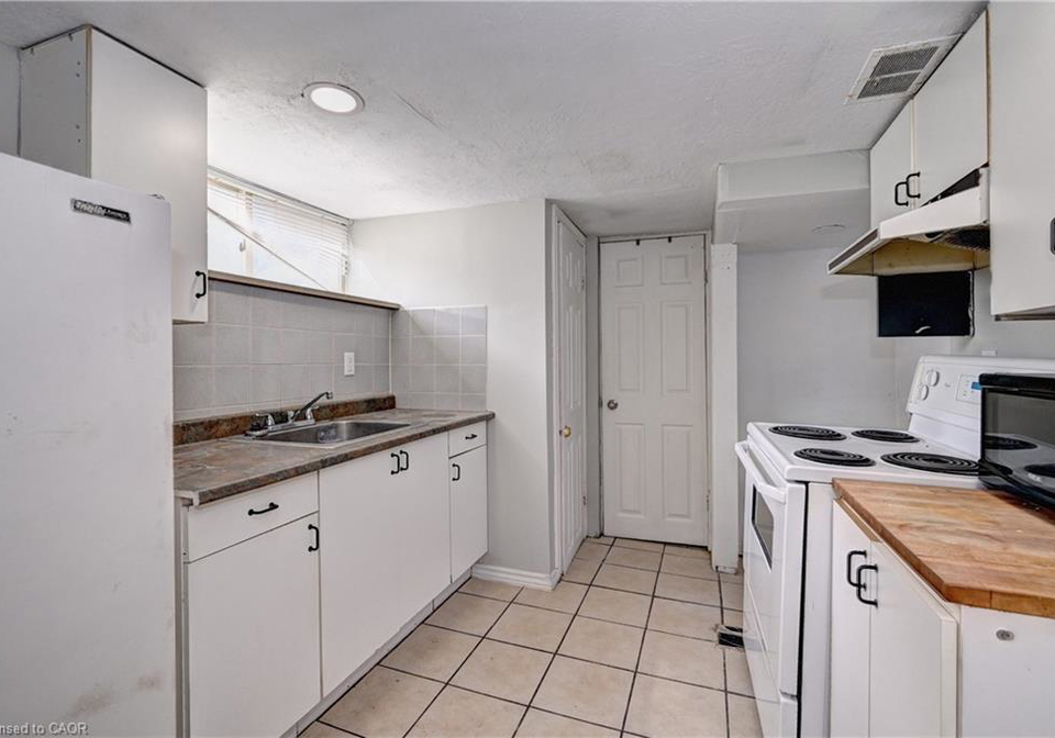 147-courtland-avenue-e-kitchener-ontario-40845269