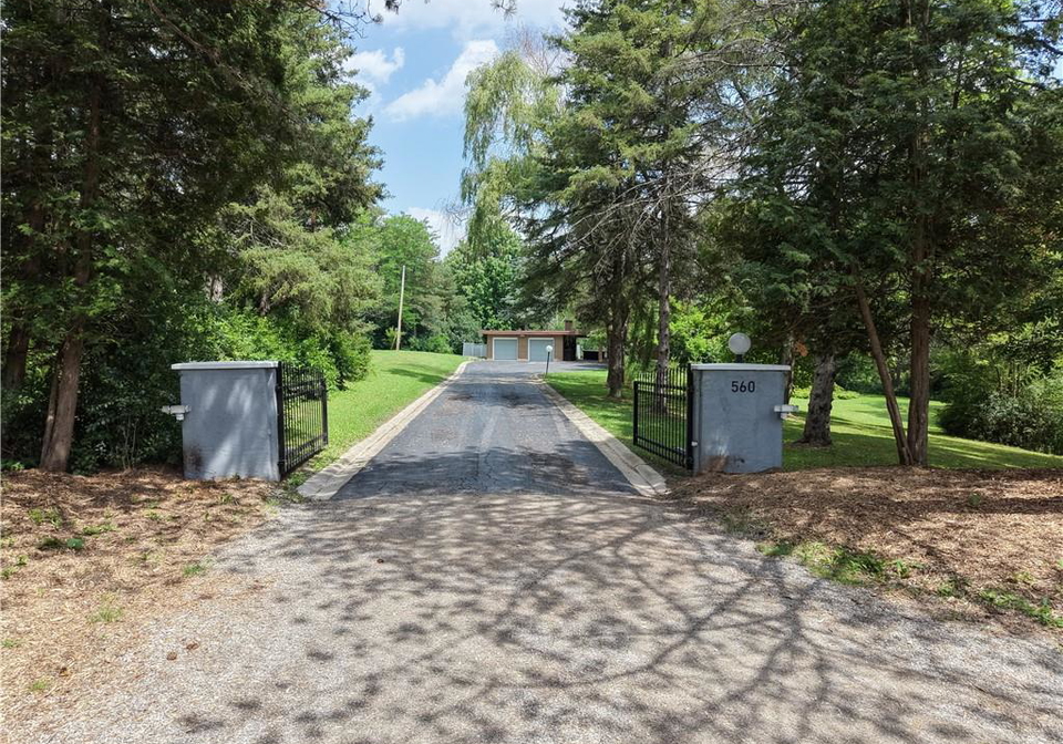 560-crane-court-burlington-ontario-40845273