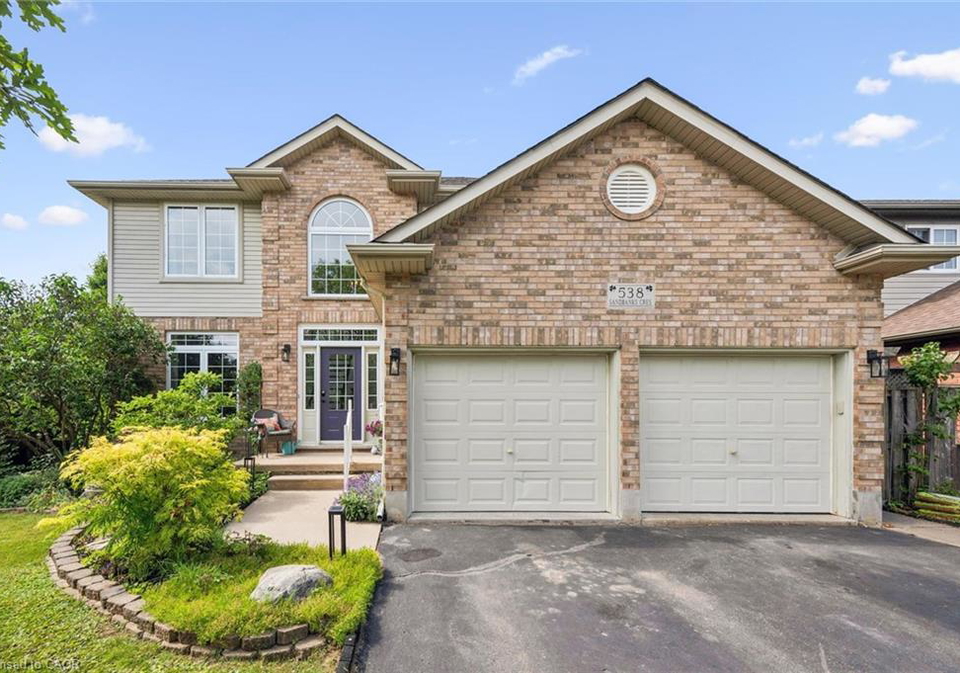 538-sandbanks-crescent-waterloo-ontario-40845281