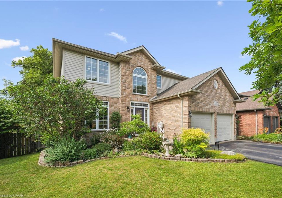 538-sandbanks-crescent-waterloo-ontario-40845281