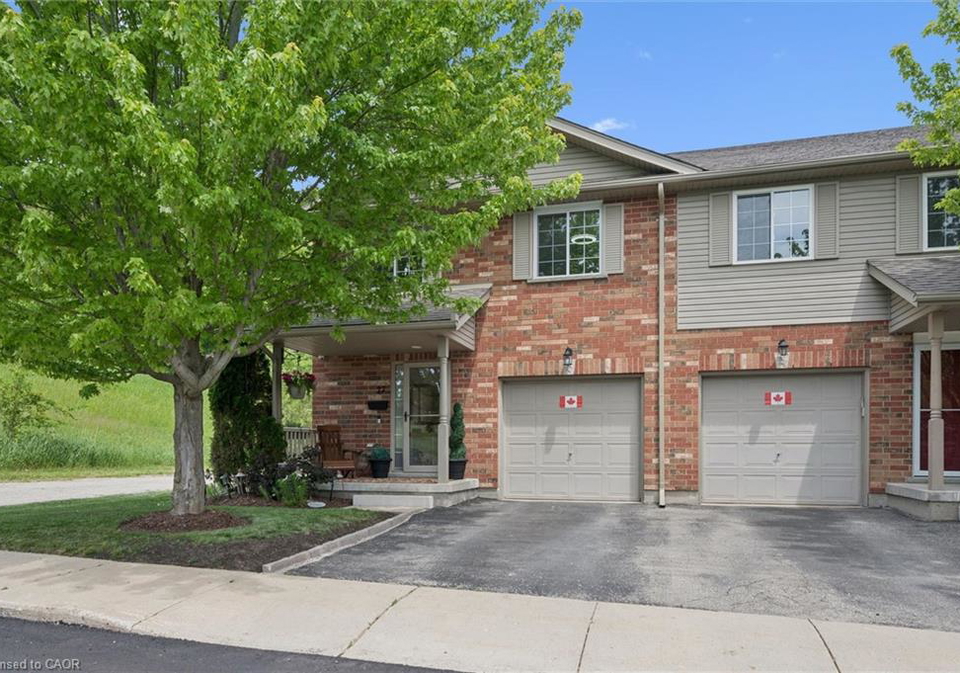 30-bryan-court-kitchener-ontario-40845293