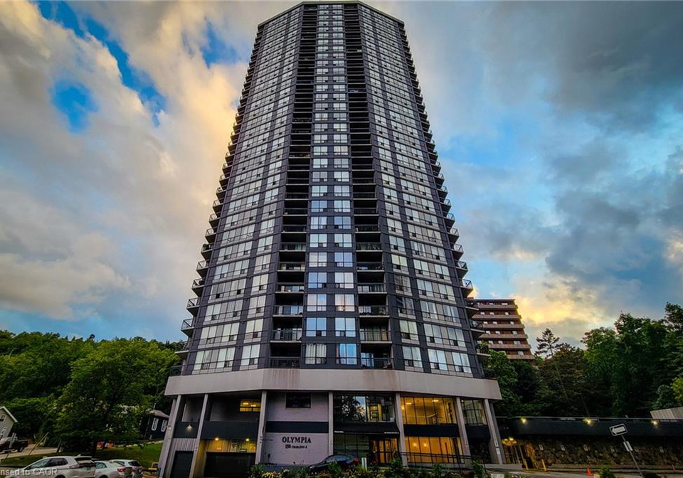 150-charlton-avenue-hamilton-ontario-40845306