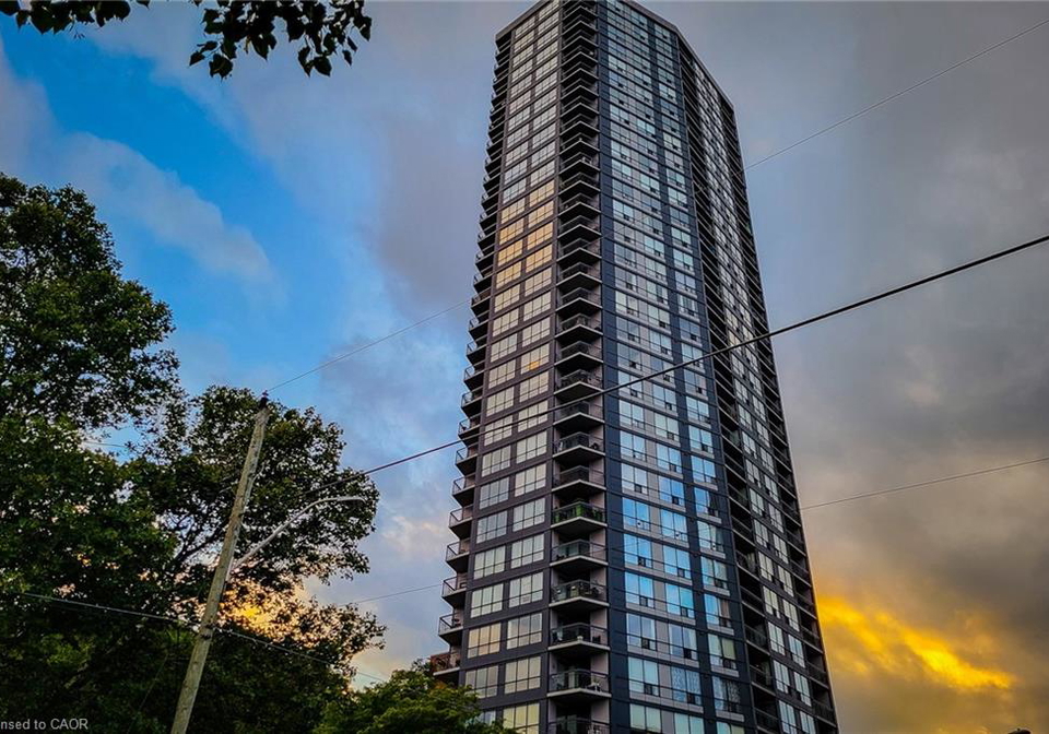 150-charlton-avenue-hamilton-ontario-40845306