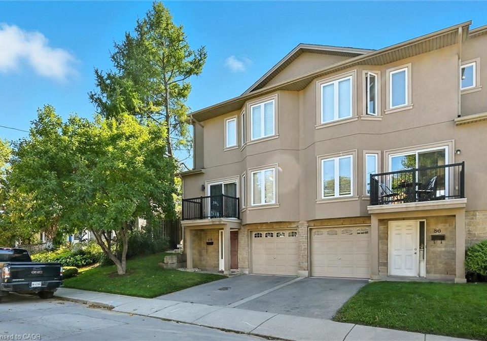 88-wood-street-e-hamilton-ontario-40845321