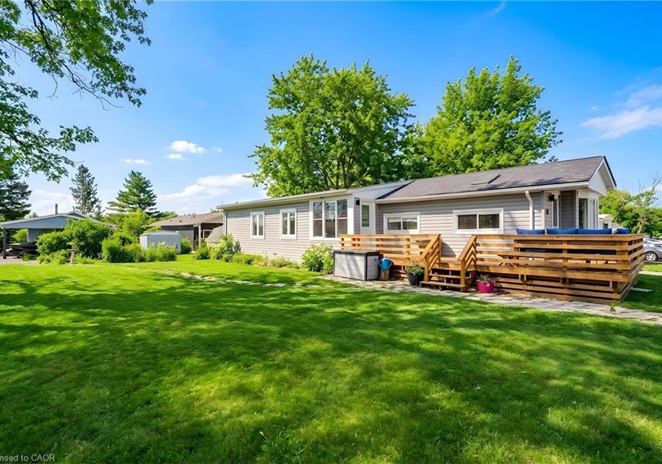 28-macpherson-crescent-flamborough-ontario-40845325