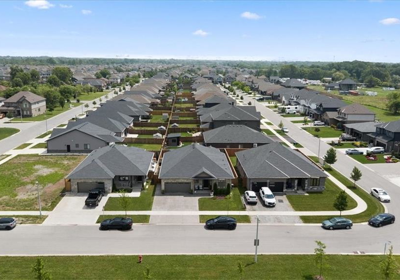 242-julia-drive-welland-ontario-40845334