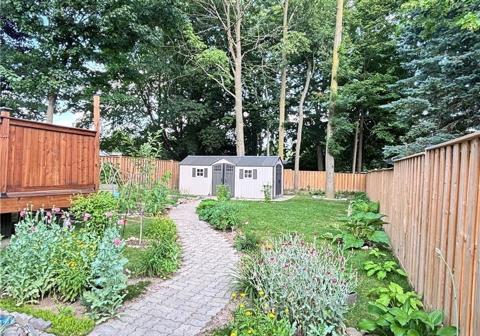 510-oakridge-place-waterloo-ontario-40845368