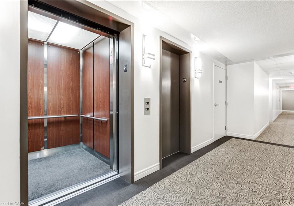 3497-upper-middle-road-burlington-ontario-40845408