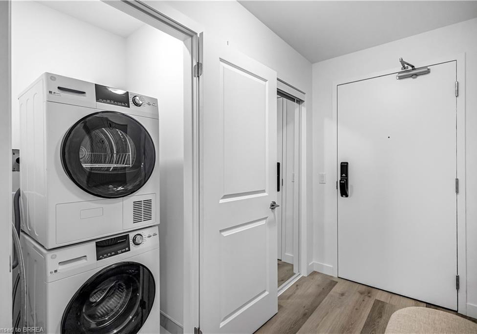 461-green-road-stoney-creek-ontario-40845424