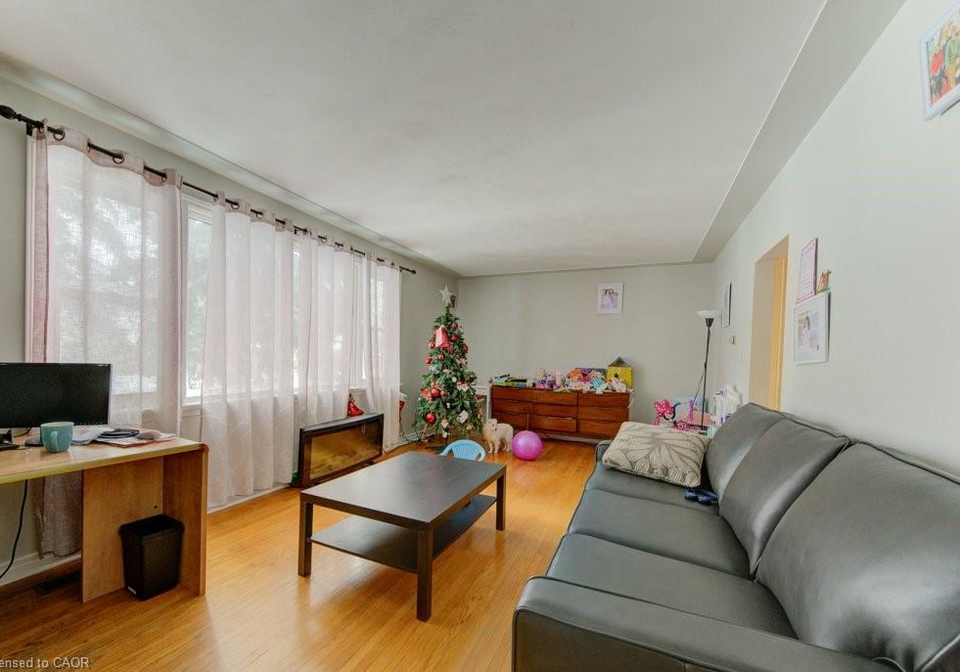109-eton-drive-kitchener-ontario-40845436