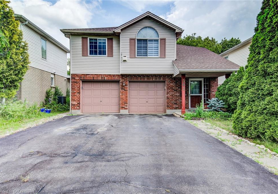 562-erinbrook-drive-kitchener-ontario-40845438