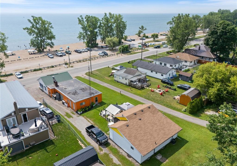 103-cedar-drive-turkey-point-ontario-40845479