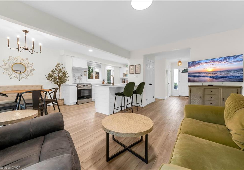 12-woods-end-end-brantford-ontario-40845490