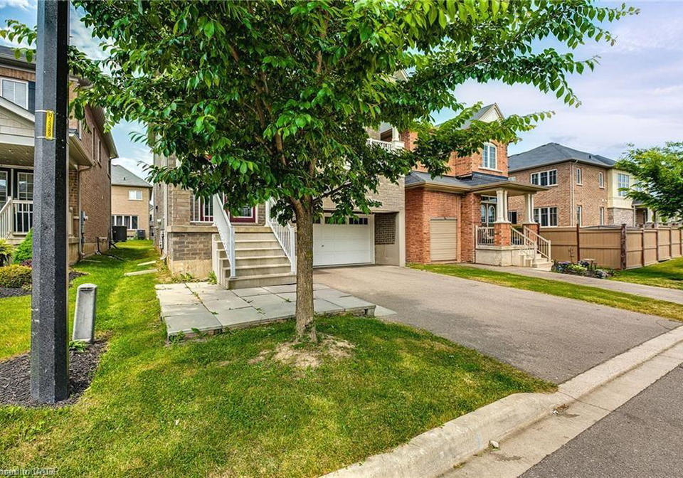 41-sumac-drive-caledonia-ontario-40845507