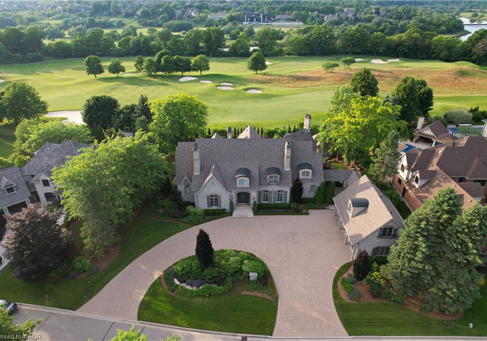 28-deer-ridge-crescent-kitchener-ontario-40845510