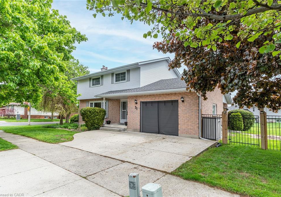 31-blackfriar-lane-brantford-ontario-40845539