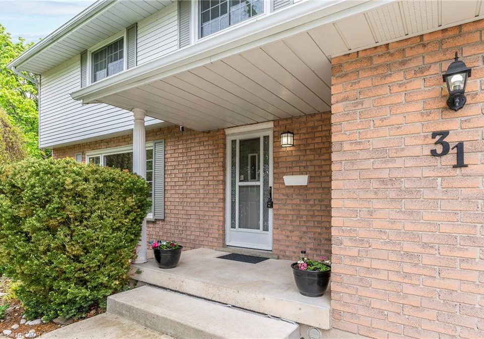 31-blackfriar-lane-brantford-ontario-40845539