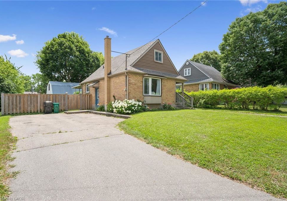 129-florence-avenue-kitchener-ontario-40845585
