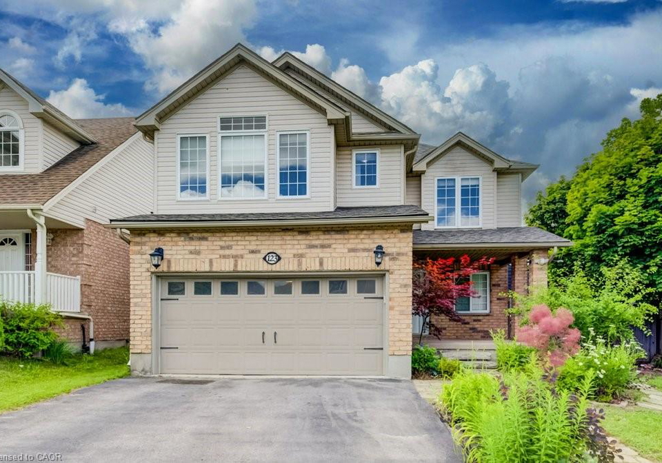 123-forest-edge-trail-kitchener-ontario-40845588