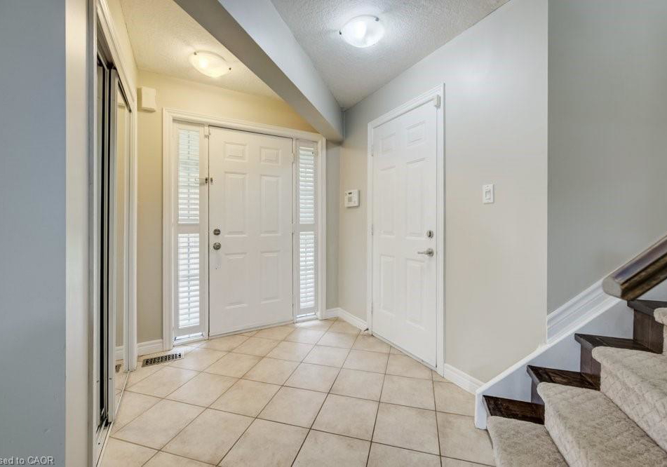 123-forest-edge-trail-kitchener-ontario-40845588