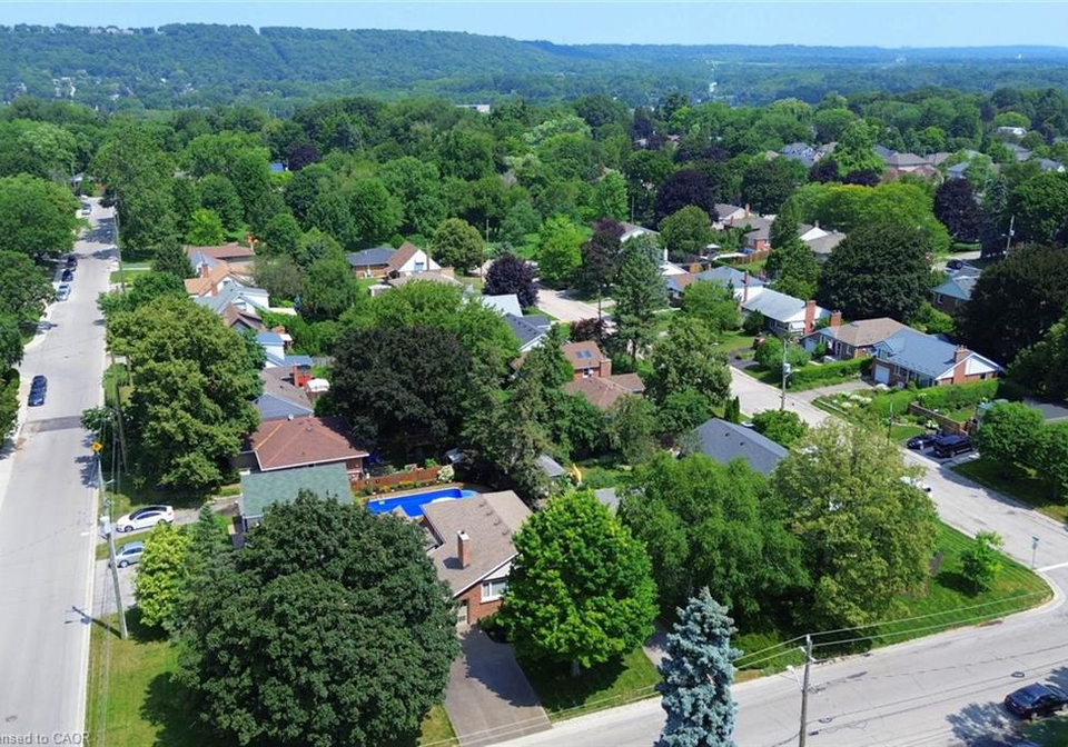 16-grant-boulevard-hamilton-ontario-40845619