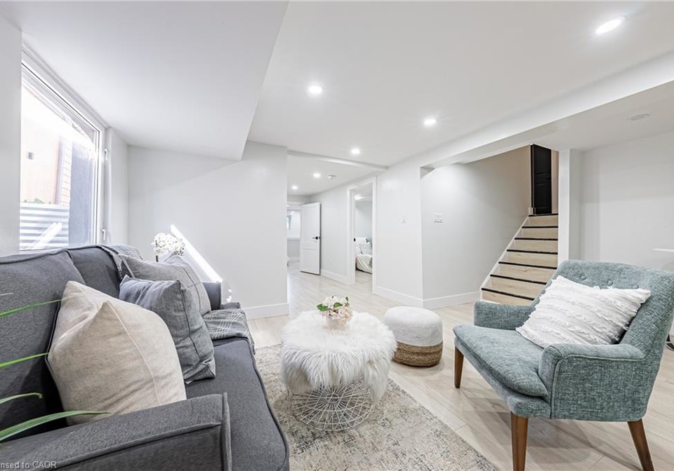 22-william-johnson-street-stoney-creek-ontario-40845622