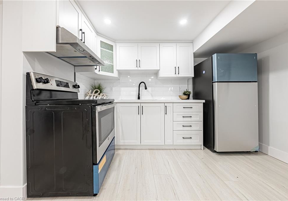 22-william-johnson-street-stoney-creek-ontario-40845622
