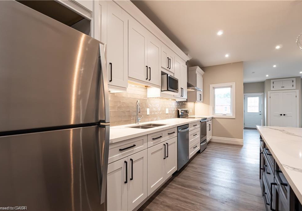 145-wellington-street-n-hamilton-ontario-40845634