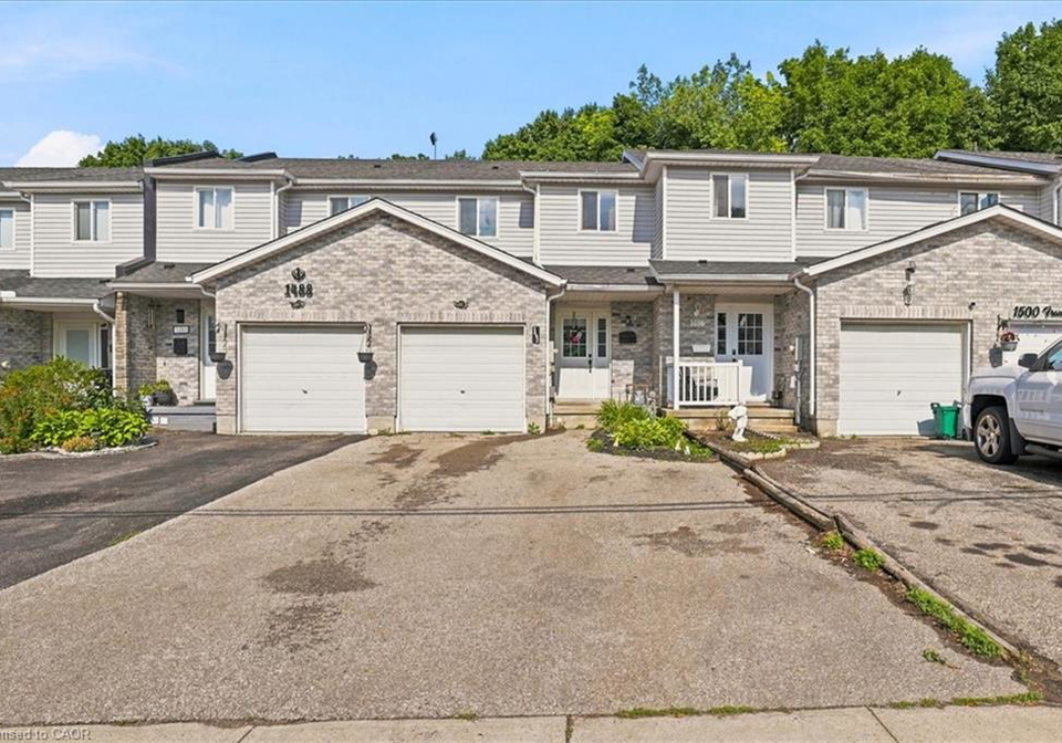 1492-franklin-boulevard-cambridge-ontario-40845648