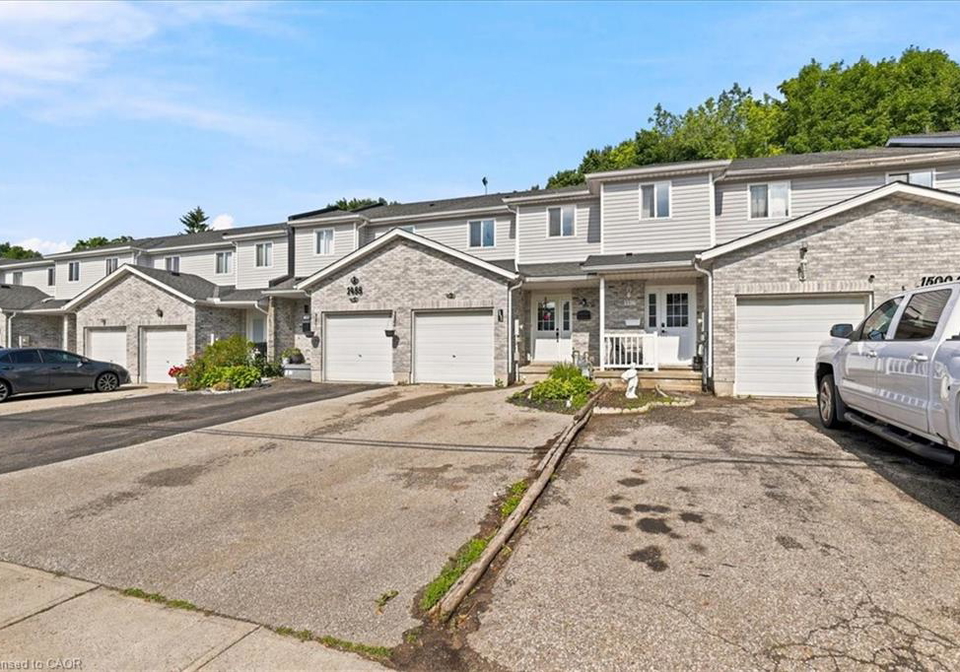1492-franklin-boulevard-cambridge-ontario-40845648