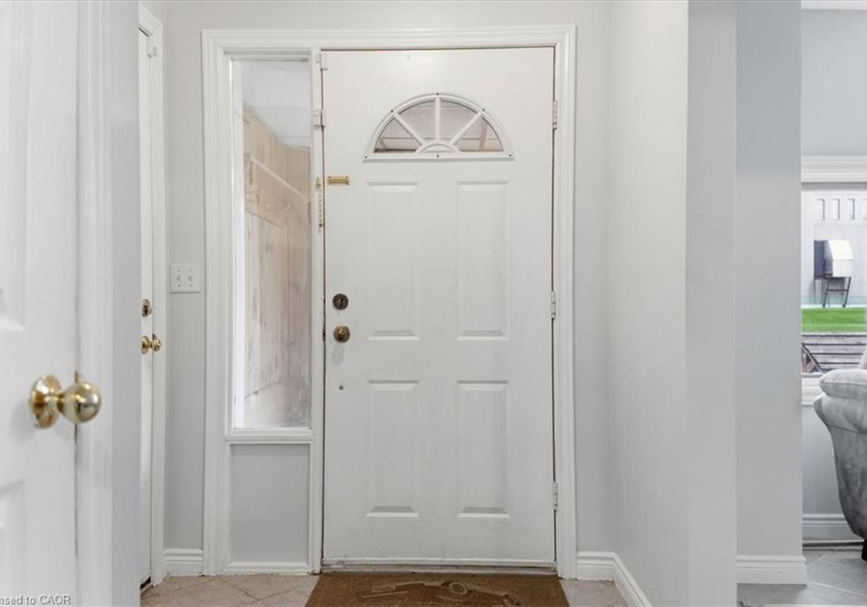 160-davis-street-port-colborne-ontario-40845653