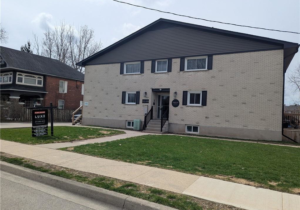 421-garden-street-cambridge-ontario-40845660