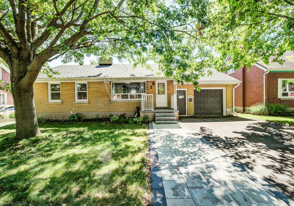 17-crestwood-avenue-kitchener-ontario-40845684