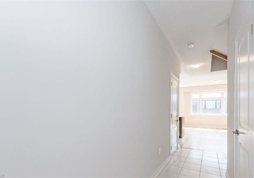 43-freedom-crescent-hamilton-ontario-40845698