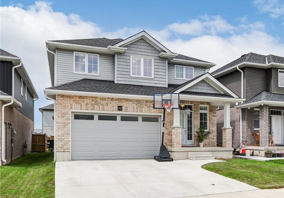 943-downing-drive-woodstock-ontario-40845734