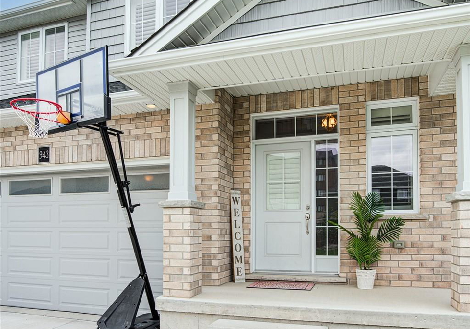 943-downing-drive-woodstock-ontario-40845734