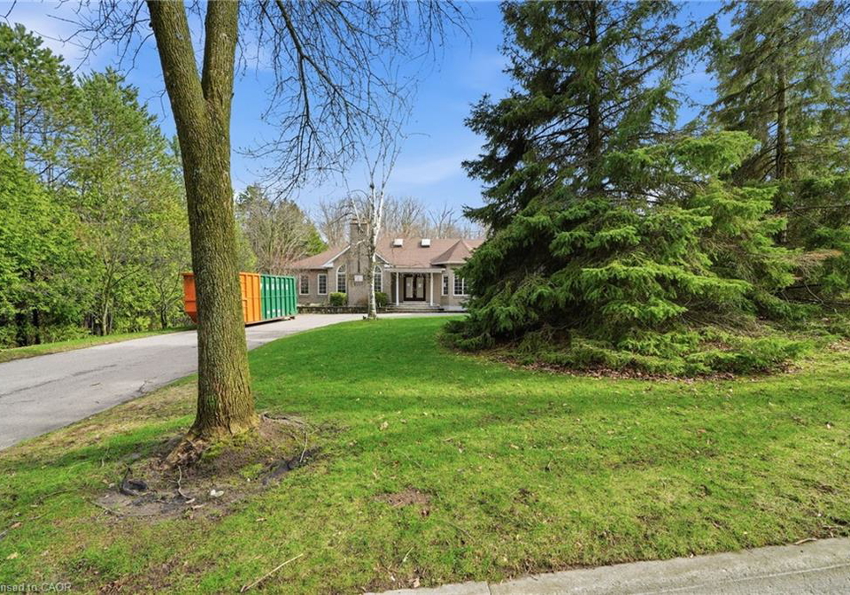 15-treegrove-grove-aurora-ontario-40845736