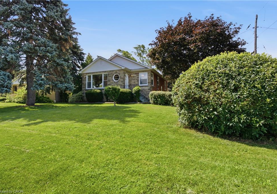 226-highway-no-8-avenue-stoney-creek-ontario-40845742