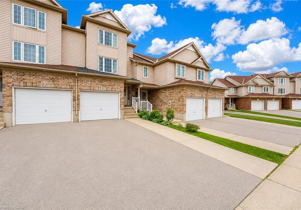 235-red-clover-court-kitchener-ontario-40845783