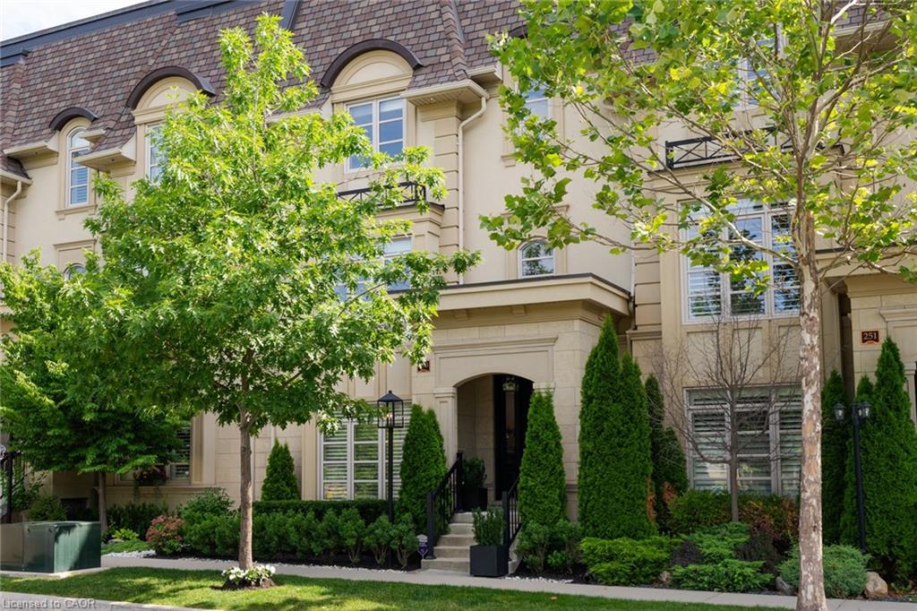 253-hanover-street-oakville-ontario-40845790